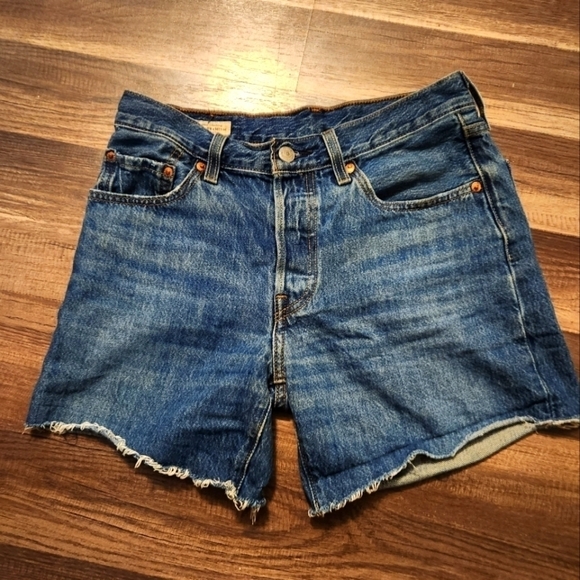Levi’s  Distressed Cut Off Jean Shorts Size 26 Summer Vintage - Picture 1 of 6